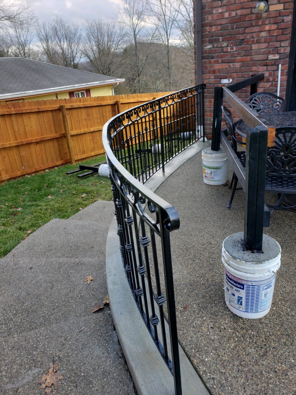 Curved Railing – Lux Iron Works