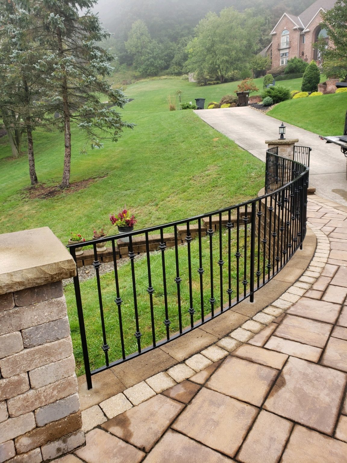 Curved Railing – Lux Iron Works